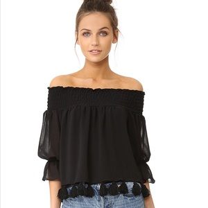 Misa Fontane Off the Shoulder top NWT. Size XS